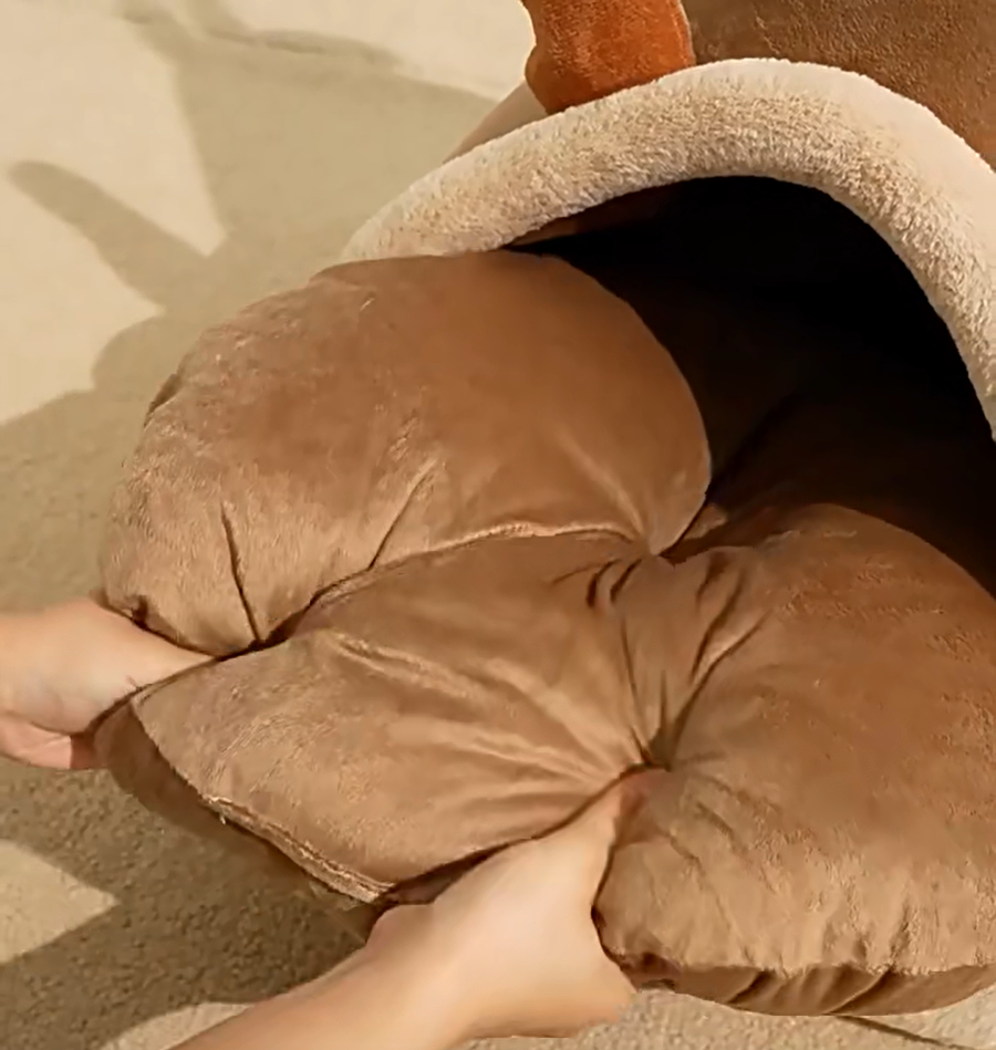 Gray & White Cat Teepee Pet Tent